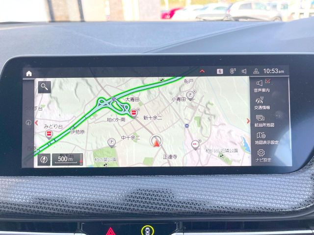 �������i�r:��̊��̂���i�r�́A����������ԓ������o���Ă���܂��B�I�[�f�B�I�@�\���[�����Ă���܂��̂ŁA�^�]�����y���߂܂���