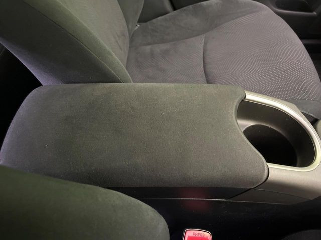 �y�A�[�����X�g�z�^�]���̐g�̂̕��S���y�����Ă����A�[�����X�g�𑕔���