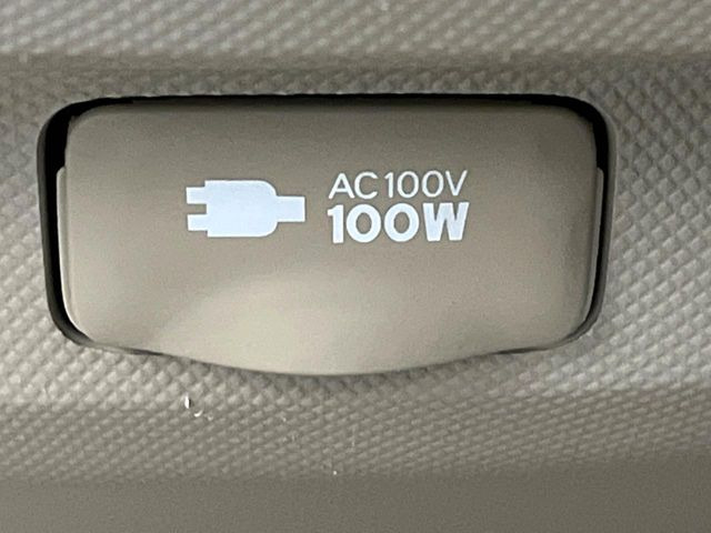 �y�A�N�Z�T���[�R���Z���g�z�L�����v��X�|�[�c�A�A�E�g�h�A�ł̃A�N�e�B�r�e�B�͂������A�ЊQ�E��d�̍ۂɏ����ɂ��Ȃ�AC100V�R���Z���g�𑕔���P�[�^�C��^�u���b�g�A�Q�[���@��̏[�d�ɂ���