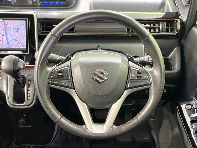 �y�����v�����X�e�A�����O�z�㎿�Ȋv���g�p���邱�ƂŁA��ɂ����������݂ƂĂ��^�]���₷���n���h���ł���