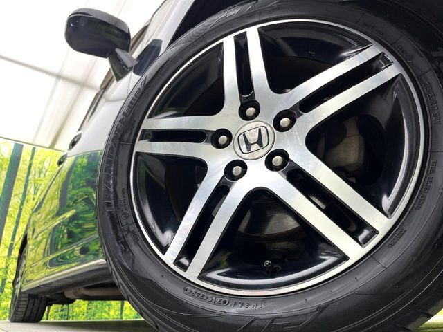 �y����17�C���`�A���~�z�C�[���z�O�ςɃ}�b�`���������A���~�z�C�[���𑕒����Ă���܂��B�e��ЊO�A���~�z�C�[����A�X�^�b�h���X�^�C�����戵�����Ă���܂��B���񂲑��k����������