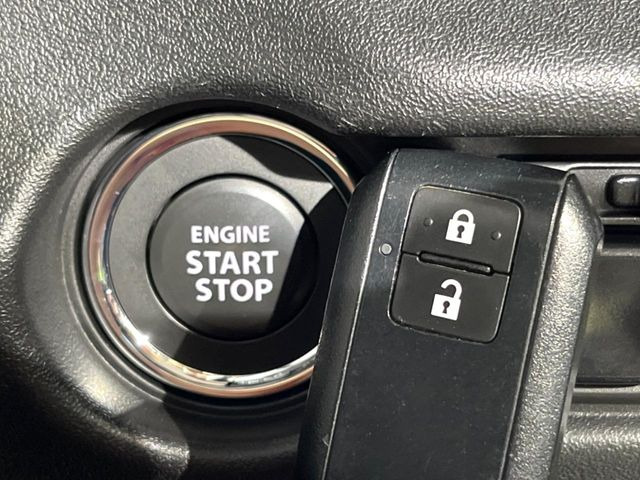 �y�L�[���X�X�^�[�g�V�X�e���z�J�o����|�P�b�g�ɓ��ꂽ�܂܂ł��h�A�̎{���E�������\�ȃX�}�[�g�L�[�𑕔��B�G���W���̃I���E�I�t�����J�M�����o���K�v����������Ƃ��Ă��֗��ł���