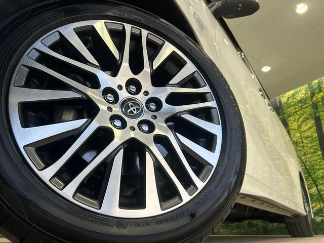 �y����18�C���`�A���~�z�C�[���z�O�ςɃ}�b�`���������A���~�z�C�[���𑕒����Ă���܂��B�e��ЊO�A���~�z�C�[����A�X�^�b�h���X�^�C�����戵�����Ă���܂��B���񂲑��k����������