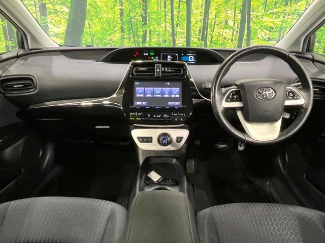 プリウス1.8 S セーフティ プラス