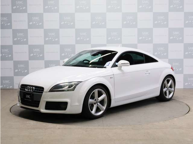 TTクーペ2.0 TFSI クワトロ Sラインパッケージ 4WD