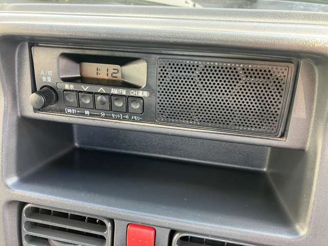 ���C�ɓ���̉��y�𒮂��Ȃ���y�����^�]�ł���!����AM/FM���W�I�t�����ʓr�X�e���I��J�[�i�r����舵���Ă��܂��̂ł����k���ĉ������B