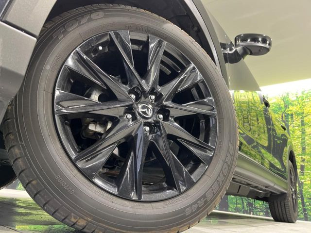 �y����19�C���`�A���~�z�C�[���z�O�ςɃ}�b�`���������A���~�z�C�[���𑕒����Ă���܂��B�e��ЊO�A���~�z�C�[����A�X�^�b�h���X�^�C�����戵�����Ă���܂��B���񂲑��k����������