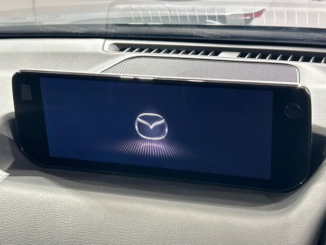 �y10.25�C���`�}�c�_�R�l�N�g�z�ԓ��̕��͋C�Ƀ}�b�`������^�f�B�X�v���C�B�X�}�z�ڑ��ł̃i�r�g�p��Bluetooth�Đ����A�l�X�ȋ@�\���y���߂܂��B�����I�ȃ_�C�������삪�\�ŁA�g��������ǍD�ł��B