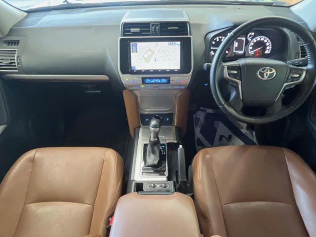 グループ総在庫数約30,000台!!全国の系列店からメーカー・車種問わずご紹介出来るので、あなたにピッタリのお車が見つかるはずです♪まずはお問い合わせ下さい☆