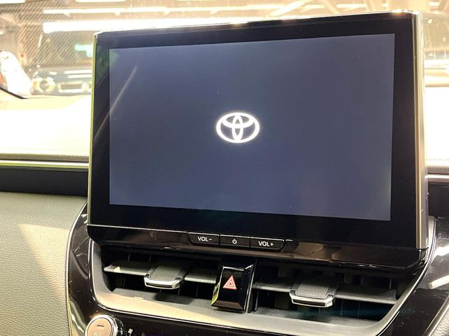 �y10.5�C���` �f�B�X�v���C�I�[�f�B�I�z���ʂ̃f�B�X�v���C��AppleCarPlay��AndroidAuto�����p�\�B�傫�ȉ�ʂŃX�}�z�i�r�A�v���������p���������܂���