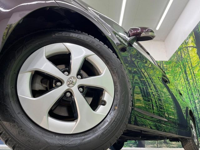 �y����15�C���`�A���~�z�C�[���z�O�ςɃ}�b�`���������A���~�z�C�[���𑕒����Ă���܂��B�e��ЊO�A���~�z�C�[����A�X�^�b�h���X�^�C�����戵�����Ă���܂��B���񂲑��k����������