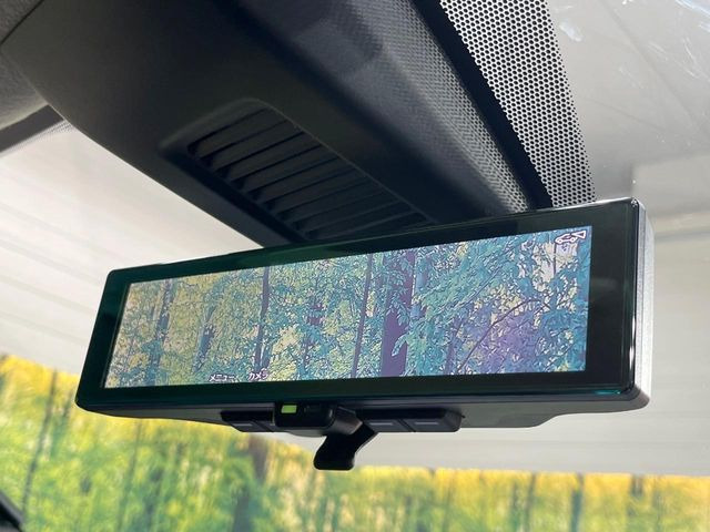 �y�f�W�^���C���i�[�~���[�z��Ȃ̑傫�ȉו��⓯��҂Ō�����m�F���Â炢���ł����S!�J�������B�e�����ԗ�����̉f�������[���~���[���ɕ\���B�N���A�Ȏ��E�ŏ󋵂̊m�F���\�ł�!