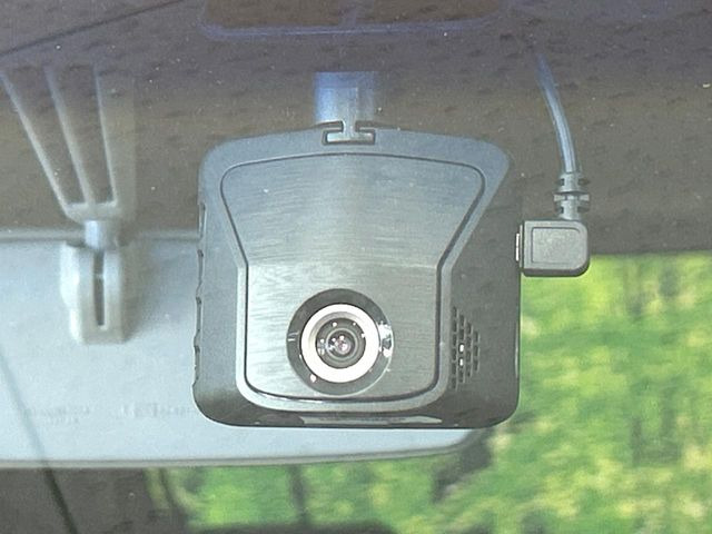 �y�h���C�u���R�[�_�[�z�h���C�u���R�[�_�[����!���s���͂������A������^�]�⎖�̂ɑ��������ہA�f���ŋL�^���A����̃��X�N�ɔ����܂��B���L�^�pSD�J�[�h�͂��q�l�����g�ł��������������K�v������܂��B