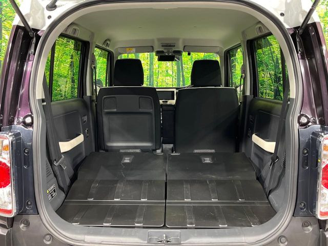 ���i�̂���������ʋ΁A���}���ɏ\���ȉ׎��X�y�[�X���m�ۂ��Ă���܂��B�Z�J���h�V�[�g��|���ƁA�傫�ȉו��̐ύڂ��\�ł���