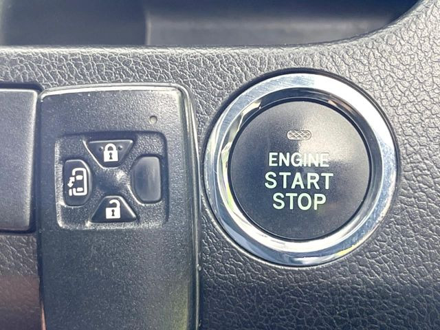 �y�X�}�[�g�L�[�z�J�o����|�P�b�g�ɓ��ꂽ�܂܂ł��h�A�̎{���E�������\�ȃX�}�[�g�L�[�𑕔��B�G���W���̃I���E�I�t�����J�M�����o���K�v����������Ƃ��Ă��֗��ł���