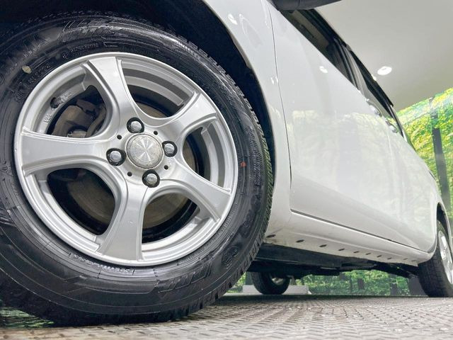 �y14�C���`�A���~�z�C�[���z�O�ςɃ}�b�`�����A���~�z�C�[���𑕒����Ă���܂��B�e��A���~�z�C�[����A�X�^�b�h���X�^�C�����戵�����Ă���܂��B���񂲑��k����������