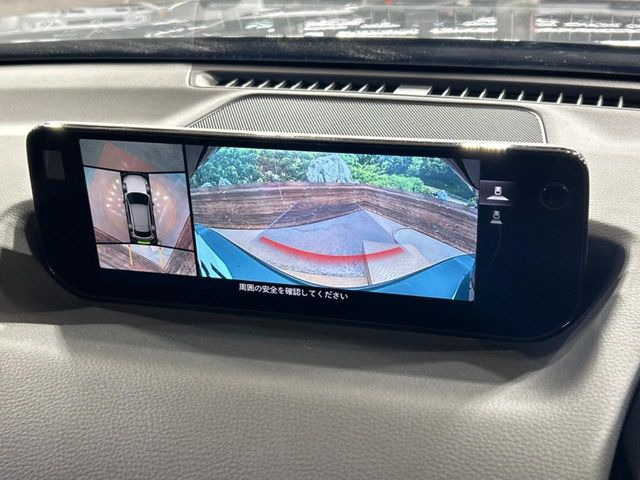 �y360&deg;�r���[���j�^�[�z��p�̃J�����ɂ��A�ォ�猩���낵���悤�Ȏ��_��360�x�N���}�̎��͂��m�F���邱�Ƃ��ł��܂������p�������m�F���₷���A�����ꏊ�ł̐؂�Ԃ��⒓�Ԃ��X���[�Y�ɍs���܂��B