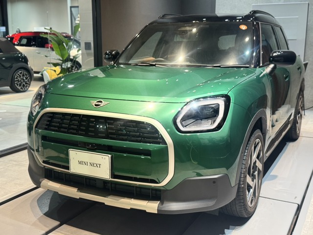 ミニカントリーマンS ALL4 DCT 4WD