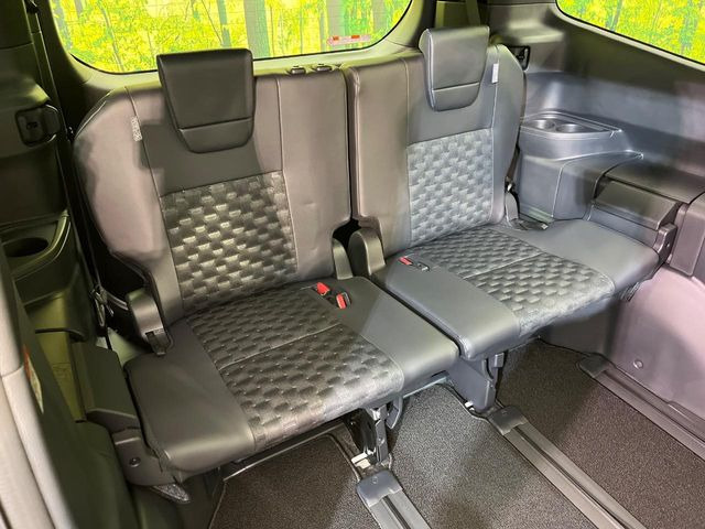 3��ڃV�[�g�͂�������ԗǍD����l�ł��������ƍ����Ē����܂��̂ŁA��l���ł̂��o���������N���N�ł��􂲉Ƒ��ŁA�C�̒m�ꂽ���ԂŁA�h���C�u�ɍs���̂��y���݂ł��ˁ�