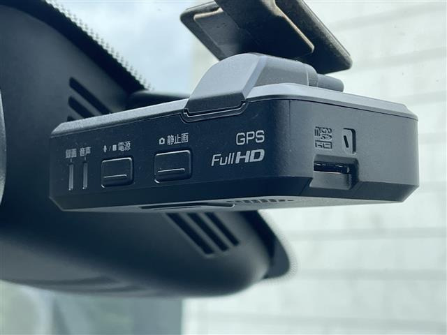 セレナ2.0 ハイウェイスター プロパイロット エディション