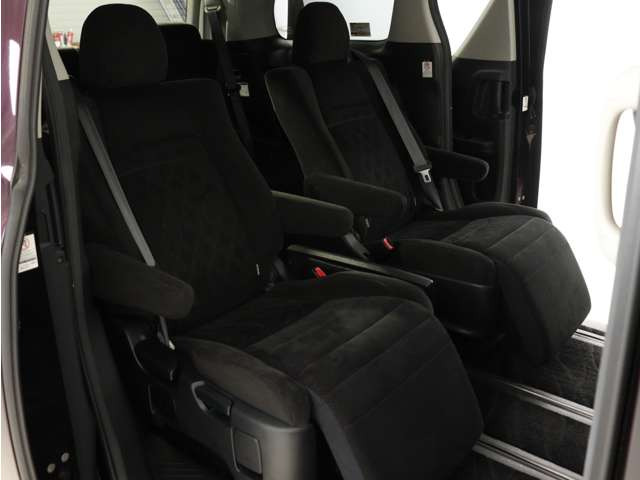 �y�I�b�g�}���t���Z�J���h�V�[�g�z�ő�800mm�̃����O�X���C�h�V�[�g�ƃI�b�g�}���@�\�ɂ�葫���y�X�L�΂������\�ł�!�܂��A�Ђ��|��������܂��̂ŁA���K�ȃh���C�u�����y���݂��������܂�!