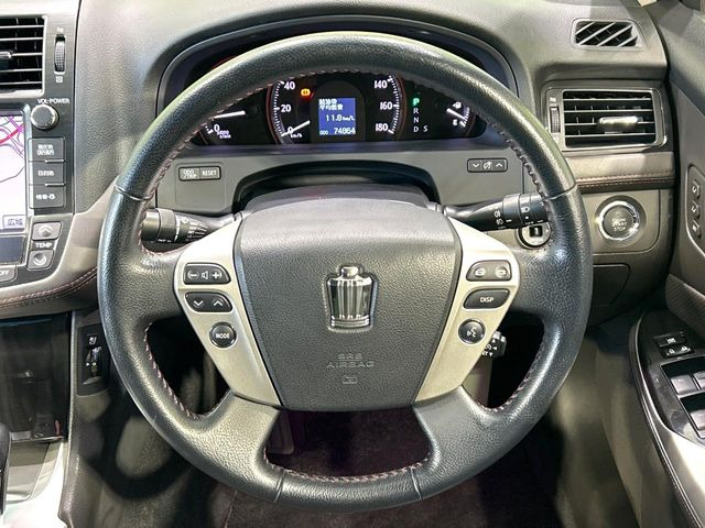 �y�����v�����X�e�A�����O�z�㎿�Ȋv���g�p���邱�ƂŁA��ɂ����������݂ƂĂ��^�]���₷���n���h���ł���