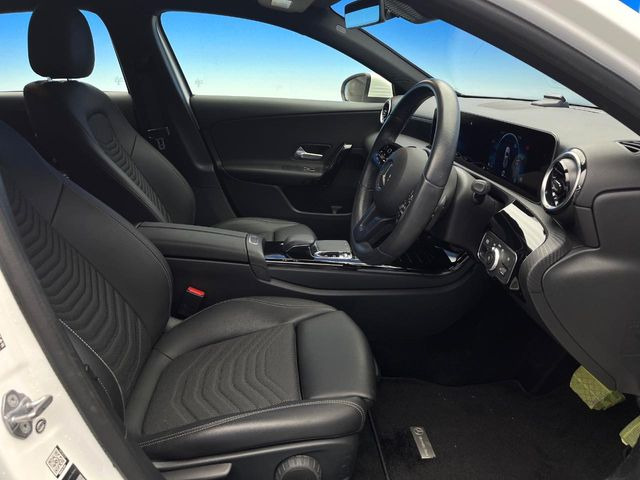 ���V�[�g�̎g�p��:�j��E�ւ�������Ȃ��A�����̒ʂ肫�ꂢ�ȏ�Ԃ��ێ����Ă���܂��B�܂��A�����N���[�j���O�E�R�[�e�B���O�����p�����������܂��B