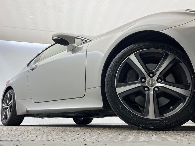 �y���������C���`�A���~�z�C�[���z�O�ςɃ}�b�`���������A���~�z�C�[���𑕒����Ă���܂��B�e��ЊO�A���~�z�C�[����A�X�^�b�h���X�^�C�����戵�����Ă���܂��B���񂲑��k����������