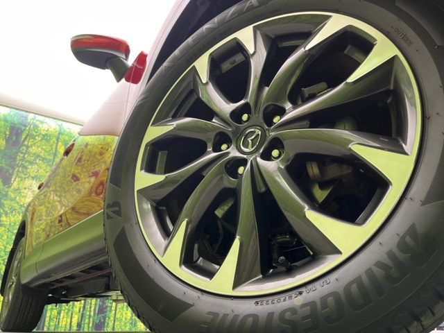 �y����19�C���`�A���~�z�C�[���z�O�ςɃ}�b�`���������A���~�z�C�[���𑕒����Ă���܂��B�e��ЊO�A���~�z�C�[����A�X�^�b�h���X�^�C�����戵�����Ă���܂��B���񂲑��k����������