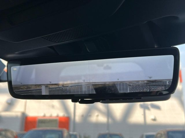 �y�X�}�[�g�����r���[�~���[�z��Ȃ̑傫�ȉו��⓯��҂Ō�����m�F���Â炢���ł����S!�J�������B�e�����ԗ�����̉f�������[���~���[���ɕ\���B�N���A�Ȏ��E�ŏ󋵂̊m�F���\�ł�!