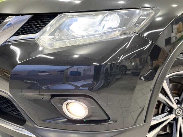 �yLED�w�b�h���C�g�z���V����ԑ��s�����ǍD�Ȏ��E���m�ۂ����S���ĉ^�]�ł��鍂�P�xLED�w�b�h���C�g�𑕔�!�_�����x�������A����d�͂��}�����Ă��܂��B