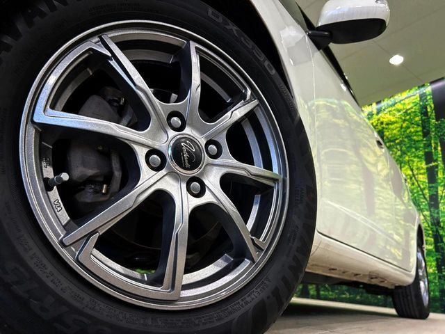 �y15�C���`�A���~�z�C�[���z�O�ςɃ}�b�`�����A���~�z�C�[���𑕒����Ă���܂��B�e��A���~�z�C�[����A�X�^�b�h���X�^�C�����戵�����Ă���܂��B���񂲑��k����������