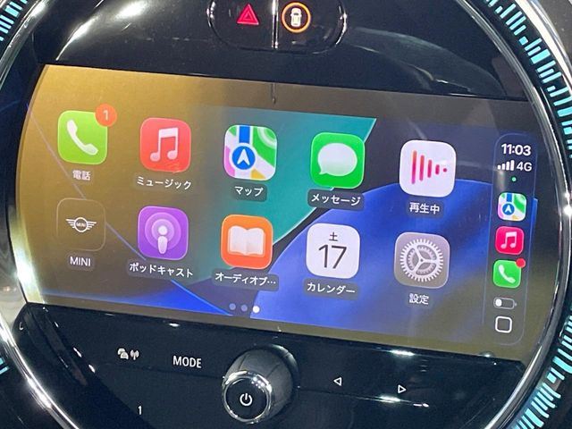 ��Apple Car Play:�X�}�z�Ƃ̗L���ڑ��ŁA�i�r�E�I�[�f�B�I�Đ��ȂǃX�}�z�̃A�v���@�\����ʂł��g����֗��@�\�ł�!