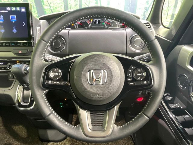 �y�����v�����X�e�A�����O�z�㎿�Ȋv���g�p���邱�ƂŁA��ɂ����������݂ƂĂ��^�]���₷���n���h���ł���