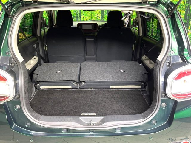 ���i�̂���������ʋ΁A���}���ɏ\���ȉ׎��X�y�[�X���m�ۂ��Ă���܂��B�Z�J���h�V�[�g��|���ƁA�傫�ȉו��̐ύڂ��\�ł���