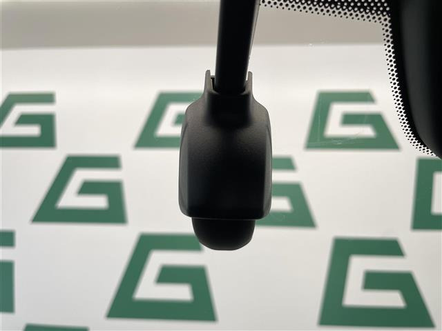 MAZDA3セダン1.5 15S ブラックトーンエディション