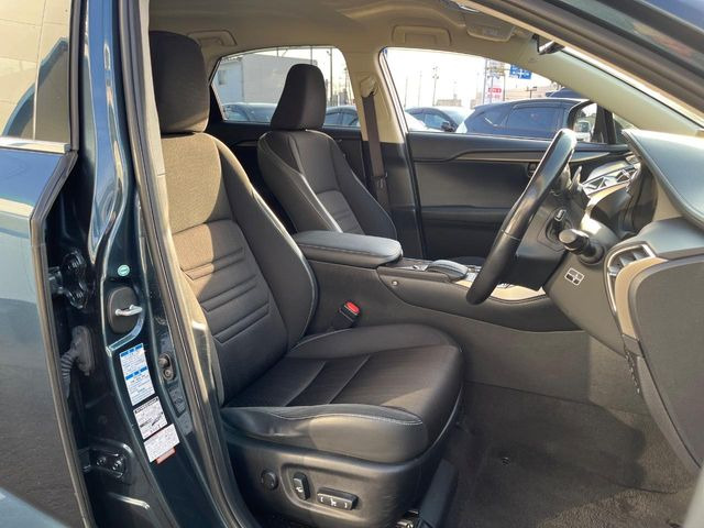 �y�n�[�t���U�[�V�[�g�z�������ƍ���S�n�𗼗������l�C�̃V�[�g���w�ʁE���ʂ̃t�@�u���b�N�f�ނ́A�ʋC���̗ǂ��⊊��ɂ����ɗD��Ă��܂��B�C���╞���ɍ��E���ꂸ���K�ɂ���肢�������܂��B