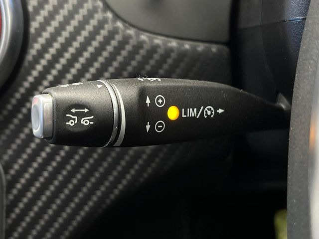 ���f�B�X�^���X�p�C���b�g�f�B�X�g���j�b�N:�s�s�A�x�O�A�������H�Ȃǂ̑��s���ɁA�X�e���I�}���`�p�[�p�X�J�����ƃ��[�_�[�Z���T�[�ɂ��A�O���Ԃ�F�����đ��x�ɉ������Ԋԋ������ێ����鎟����̃N���R��!