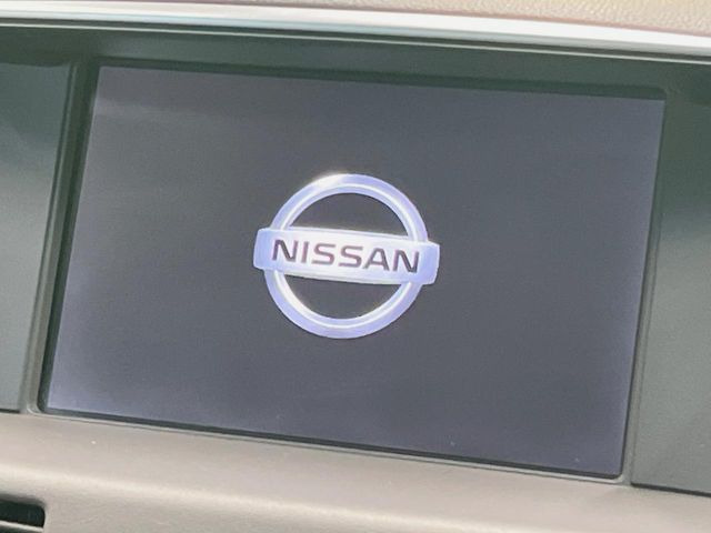 �y���[�J�[�����i�r�z�C���e���A�ɗn�����ރX�^�C���b�V���ȁu��p�݌v�v���[�J�[�i�r�𑕔��􎋔F���⑀�쐫�ȂǊ�{���\�ɂ��D��A���㎿�ȃJ�[���C�t�����y���݂��������܂��B