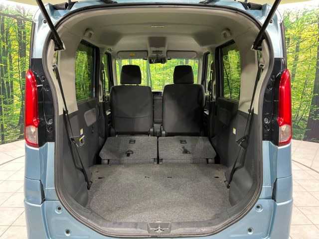 ���i�̂���������ʋ΁A���}���ɏ\���ȉ׎��X�y�[�X���m�ۂ��Ă���܂��B�Z�J���h�V�[�g��|���ƁA�傫�ȉו��̐ύڂ��\�ł���