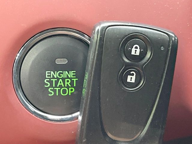 �y�L�[�t���[�V�X�e���z�J�o����|�P�b�g�ɓ��ꂽ�܂܂ł��h�A�̎{���E�������\�ȃX�}�[�g�L�[�𑕔��B�G���W���̃I���E�I�t�����J�M�����o���K�v����������Ƃ��Ă��֗��ł���