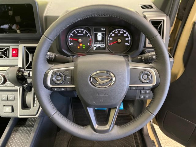 �y�X�}�[�g�A�V�X�g�z���s���ɑO���̎ԗ�����F�����A�Փ˂������Ȏ��͌x��ƃu���[�L�ŏՓˉ���Ɣ�Q�y�����A�V�X�g�B�����S�Ƀh���C�u�����y���݂��������܂��B