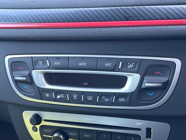 ���f���A���I�[�g�G�A�R��:�^�]�ȁE����Ȃ��ꂼ��ŉ��x�ݒ肪�\�ȓƗ����I�[�g�G�A�R����W���������Ă���܂�!