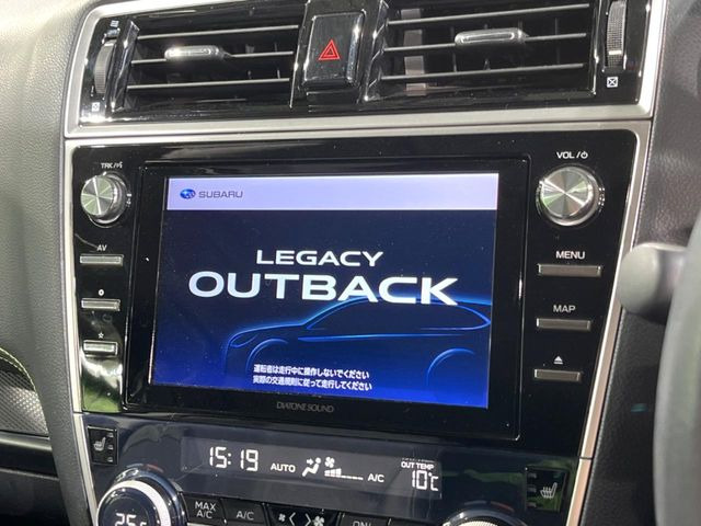 �y�����i�r�z�l�C�̏����i�r�𑕔����Ă���܂��B�i�r�̎g���₷���͂������A�I�[�f�B�I�@�\���[��!�L�����v�◷�s�͂������A�ʋ΂┃�����ȂǕ��i�̃h���C�u���y�����Ȃ�͂���