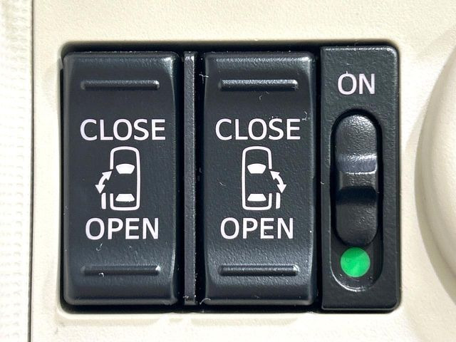 �y�����p���[�X���C�h�h�A�z�X�}�[�g�L�[��^�]�Ȃ̃X�C�b�`�Ō�ȗ����X���C�h�h�A�̊J���\���d��������͂����ăh�A���J����K�v�������A�����Ȃ��q�l�ł��ȒP�ɊJ���߂ł����K�ł���