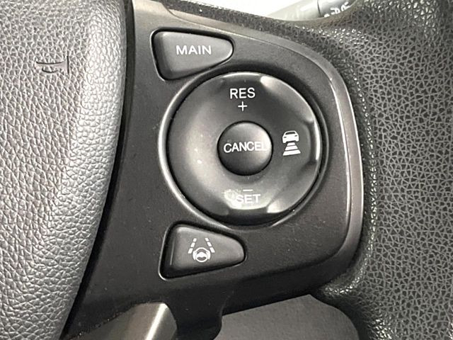 �y�A�_�v�e�B�u�N���[�Y�R���g���[���z�������H�ł̒��������s���y��!!�����ő��x��ۂN���[�Y�R���g���[�����A�Փˌy���V�X�e���ƘA�g���A�O���̎ԗ������m���ĎԊԂ�ۂ悤�ɑ��x���߂��Ă���܂�!!