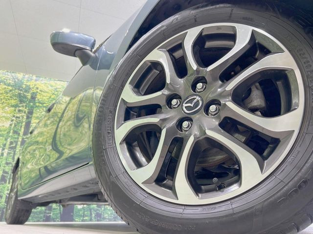 �y����16�C���`�A���~�z�C�[���z�O�ςɃ}�b�`���������A���~�z�C�[���𑕒����Ă���܂��B�e��ЊO�A���~�z�C�[����A�X�^�b�h���X�^�C�����戵�����Ă���܂��B���񂲑��k����������