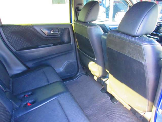 �{�������������肪�Ƃ��������܂��B������̎ԗ��f�ڒ��݌ɂ���!!�����X�̍ۂ͂��A�����肢�v���܂��B