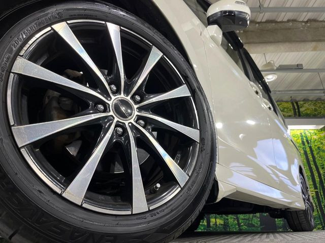 �y17�C���`�A���~�z�C�[���z�O�ςɃ}�b�`�����A���~�z�C�[���𑕒����Ă���܂��B�e��A���~�z�C�[����A�X�^�b�h���X�^�C�����戵�����Ă���܂��B���񂲑��k����������