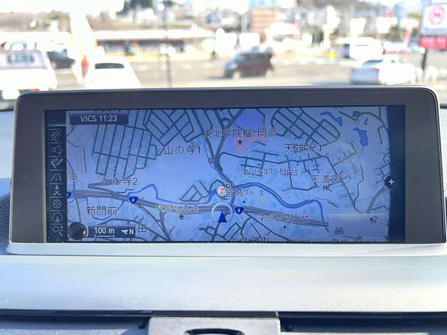 �y�����i�r�z���S�̏����i�r�B�I�[�f�B�I�@�\���[�����Ă���A�X�}�[�g�t�H����Bluetooth�ڑ��ŉ��y�Đ��ɑΉ����Ă��܂��B�o�b�N���j�^�[���������Ă��܂��B���Ԃ����S�ł��B